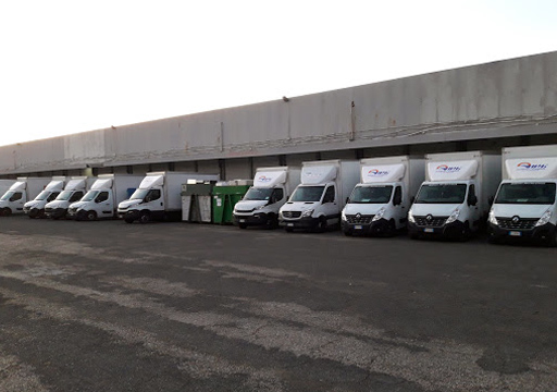 Office-home-furniture-delivery-Rome